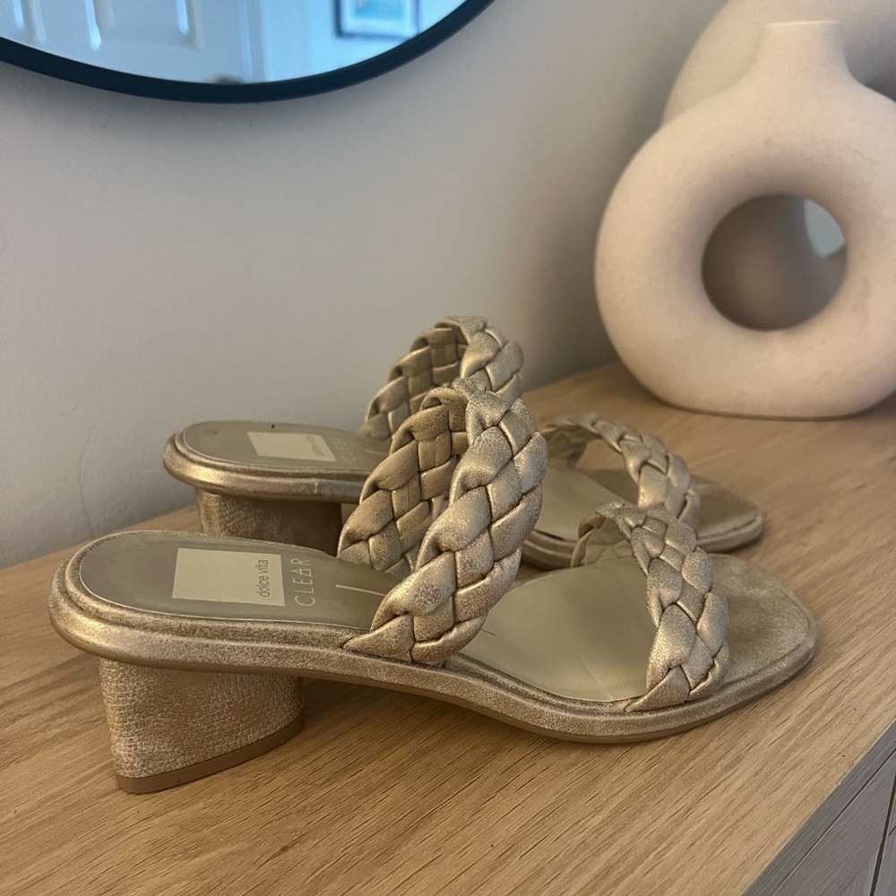 Dolce Vita Gold Block Heel sz 7